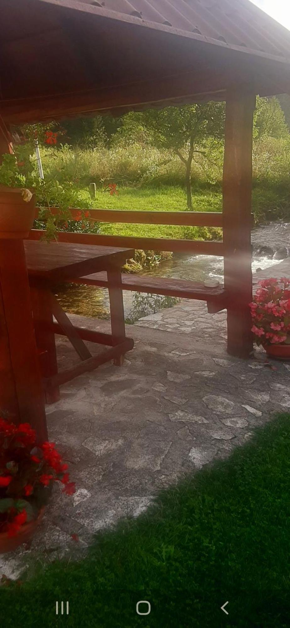 Guest House Mila Plitvicki Ljeskovac Екстер'єр фото