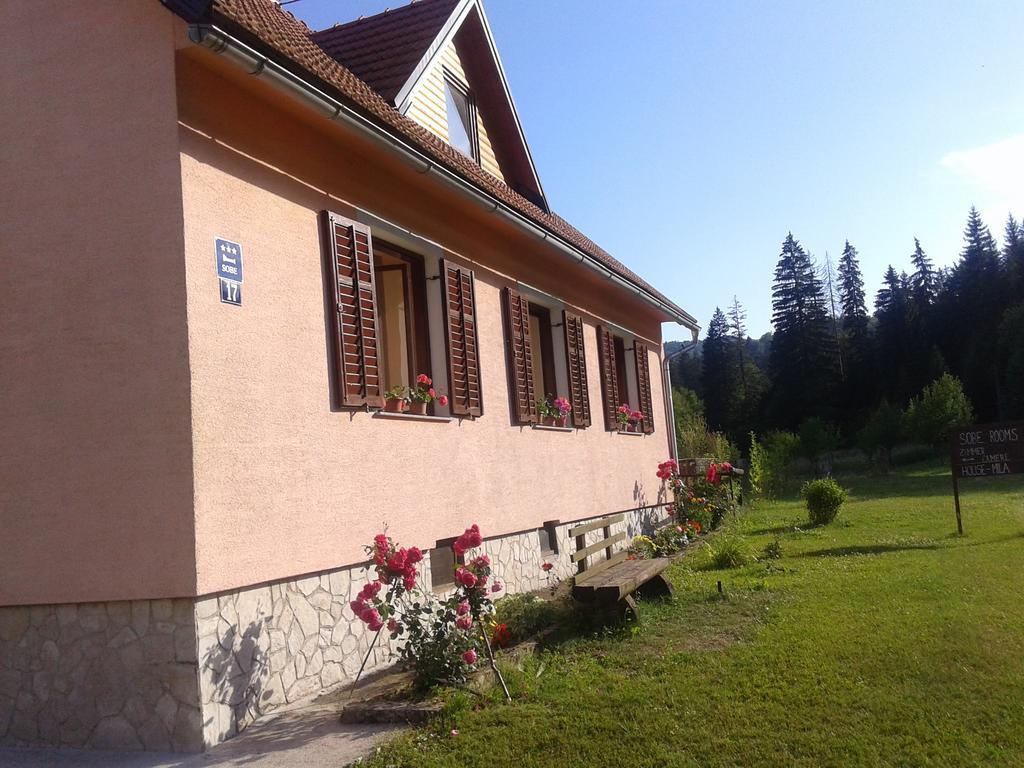 Guest House Mila Plitvicki Ljeskovac Екстер'єр фото