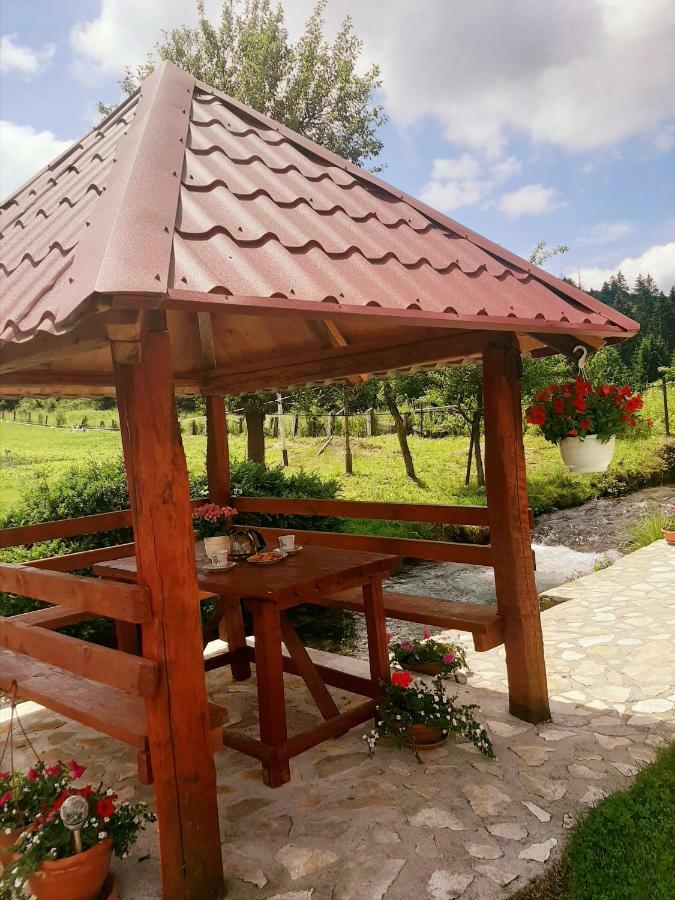 Guest House Mila Plitvicki Ljeskovac Екстер'єр фото